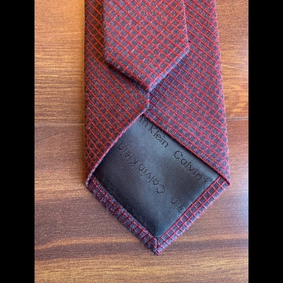 🍁SALE🍁CALVIN KLEIN Burgundy Silk Blend Necktie - Picture 5 of 8
